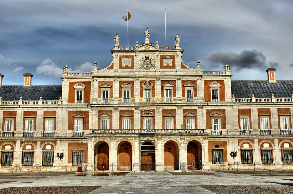 Royal Palace of Aranjuez jigsaw puzzle in Castles puzzles on TheJigsawPuzzles.com