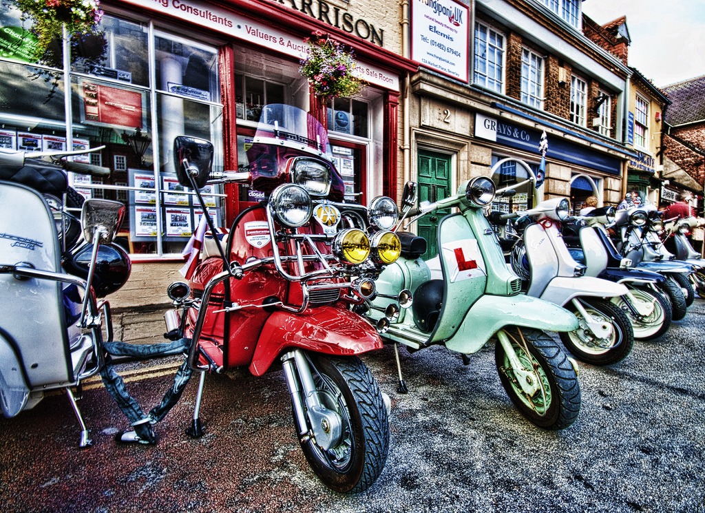 Lambretta jigsaw puzzle in Puzzle of the Day puzzles on TheJigsawPuzzles.com