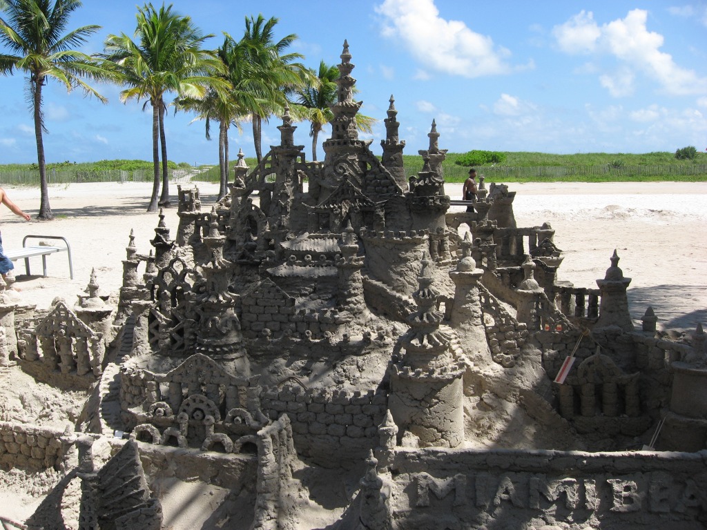 Sand Castle jigsaw puzzle in Castles puzzles on TheJigsawPuzzles.com