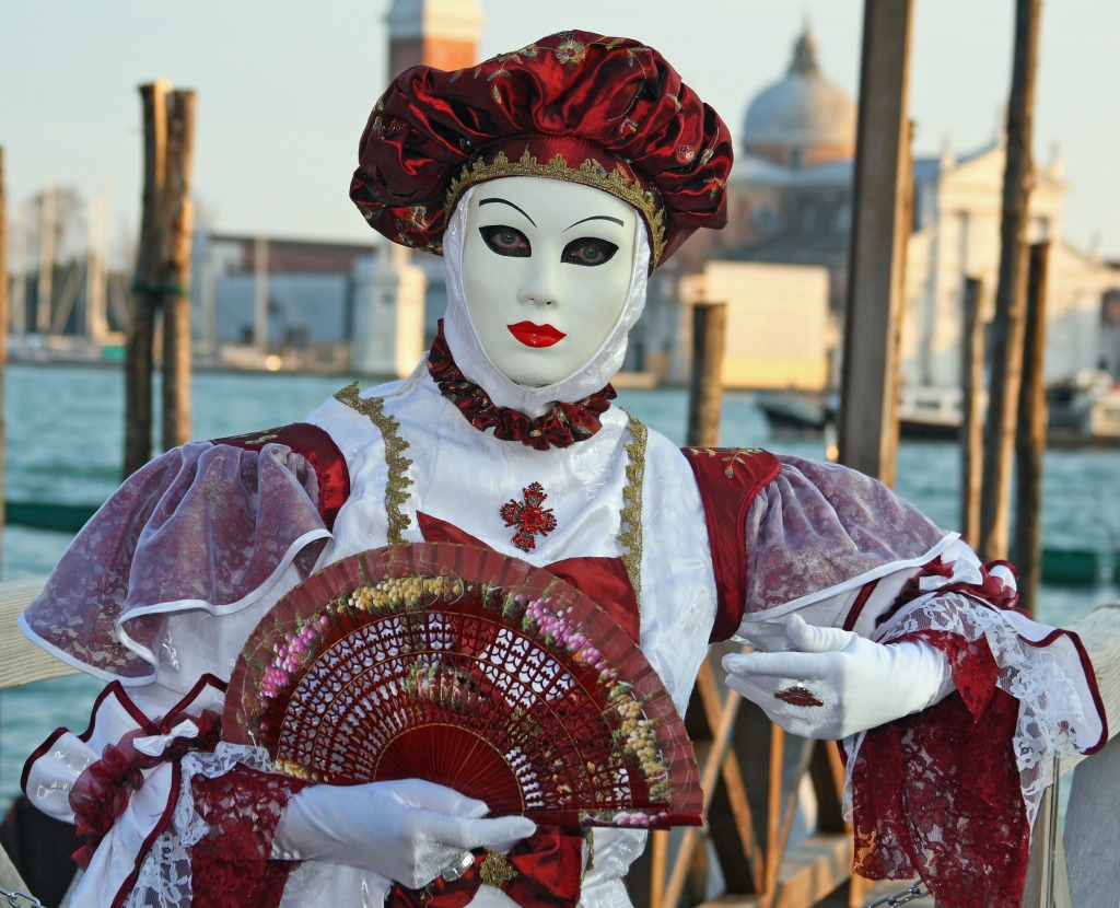Carnevale in Venice jigsaw puzzle in Puzzle of the Day puzzles on TheJigsawPuzzles.com