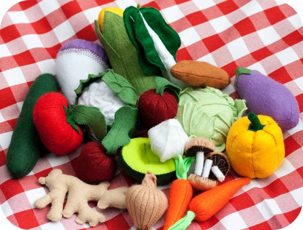 Felt Cornucopia of Vegetables jigsaw puzzle in Handmade puzzles on TheJigsawPuzzles.com