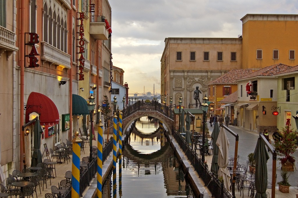 Villaggio Italia jigsaw puzzle in Bridges puzzles on TheJigsawPuzzles.com