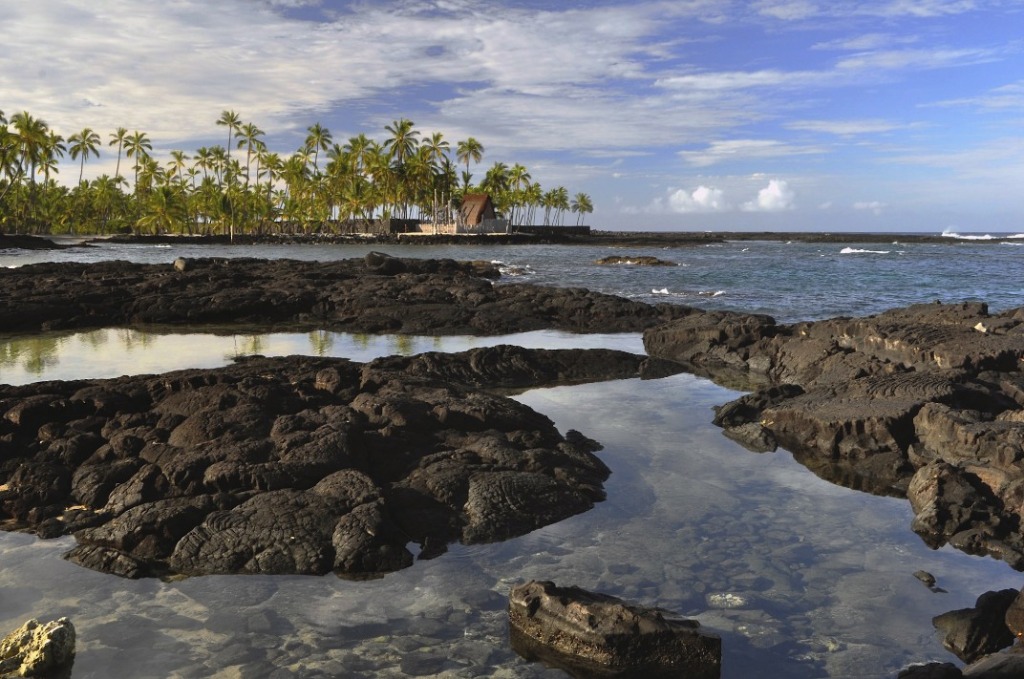 Keoneele Cove, Hawaii jigsaw puzzle in Great Sightings puzzles on TheJigsawPuzzles.com