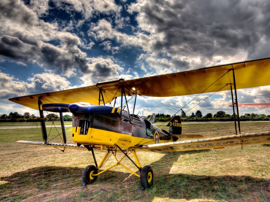 Biplane jigsaw puzzle in Aviation puzzles on TheJigsawPuzzles.com