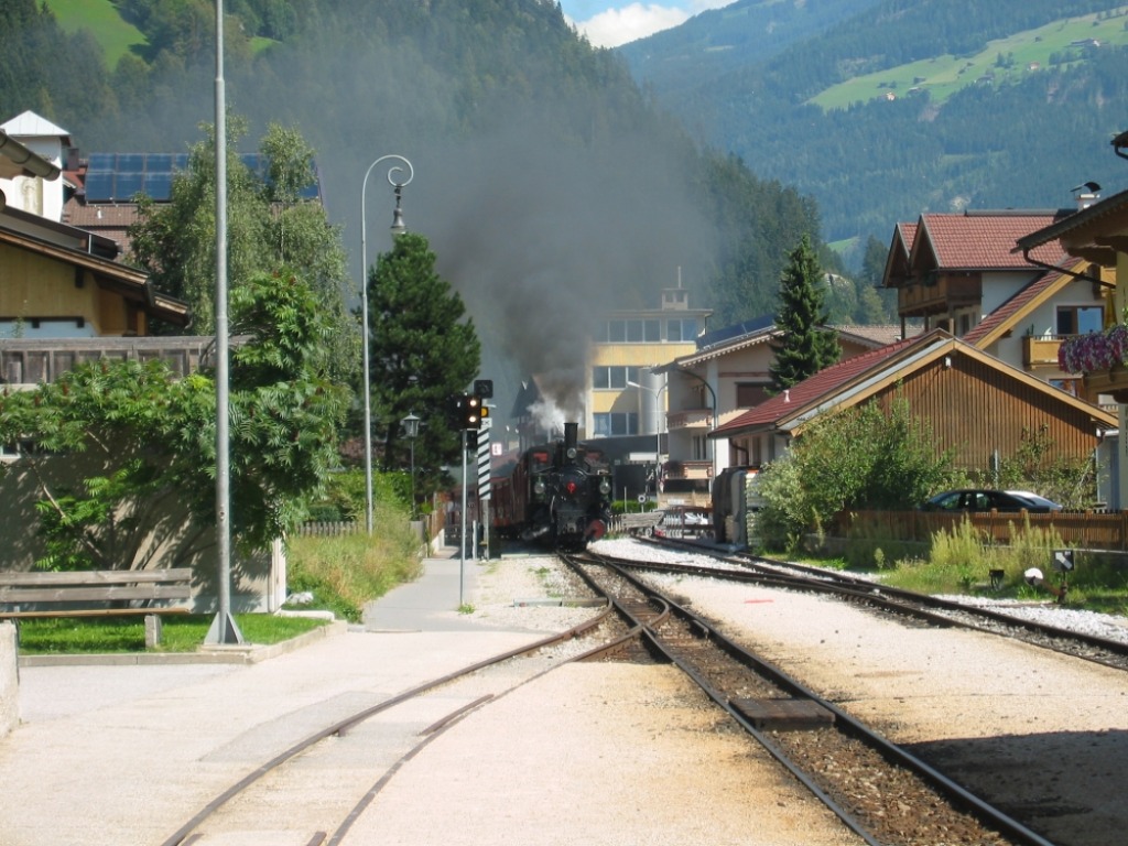 Mayrhofen, Austria jigsaw puzzle in Street View puzzles on TheJigsawPuzzles.com