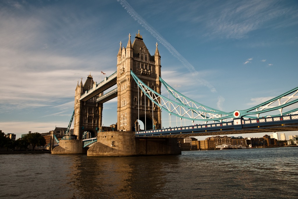 Tower Bridge jigsaw puzzle in Bridges puzzles on TheJigsawPuzzles.com