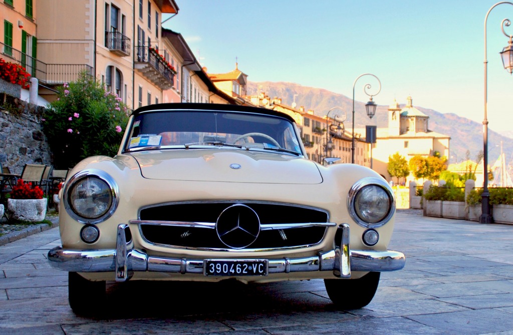 Mercedes-Benz 190SL jigsaw puzzle in Cars & Bikes puzzles on TheJigsawPuzzles.com