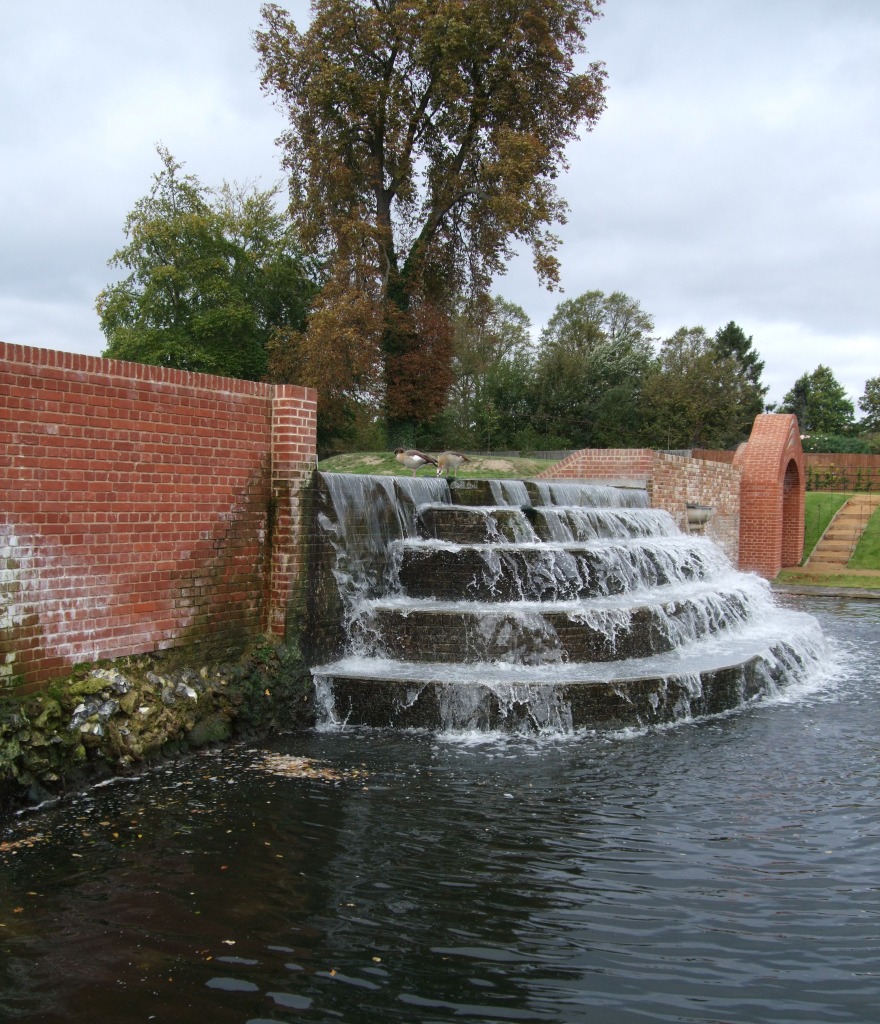 Bushy Park, London jigsaw puzzle in Waterfalls puzzles on TheJigsawPuzzles.com