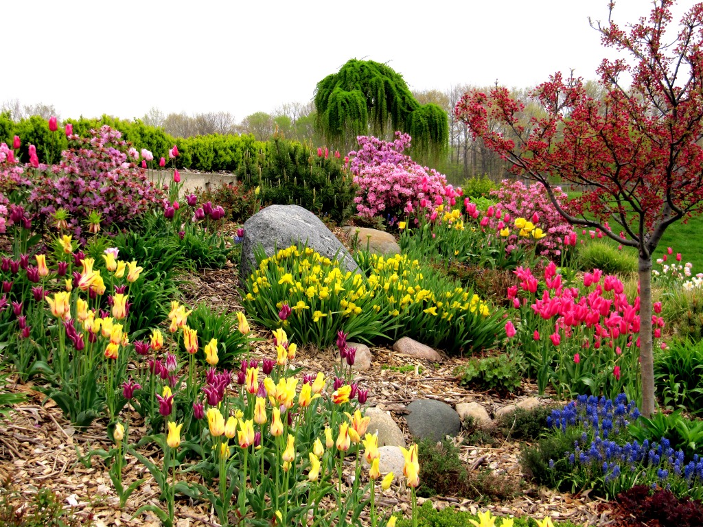 A Springtime Garden jigsaw puzzle in Flowers puzzles on TheJigsawPuzzles.com