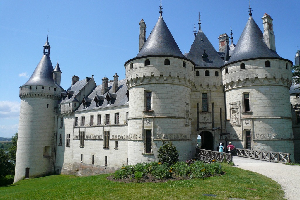 Chaumont jigsaw puzzle in Castles puzzles on TheJigsawPuzzles.com