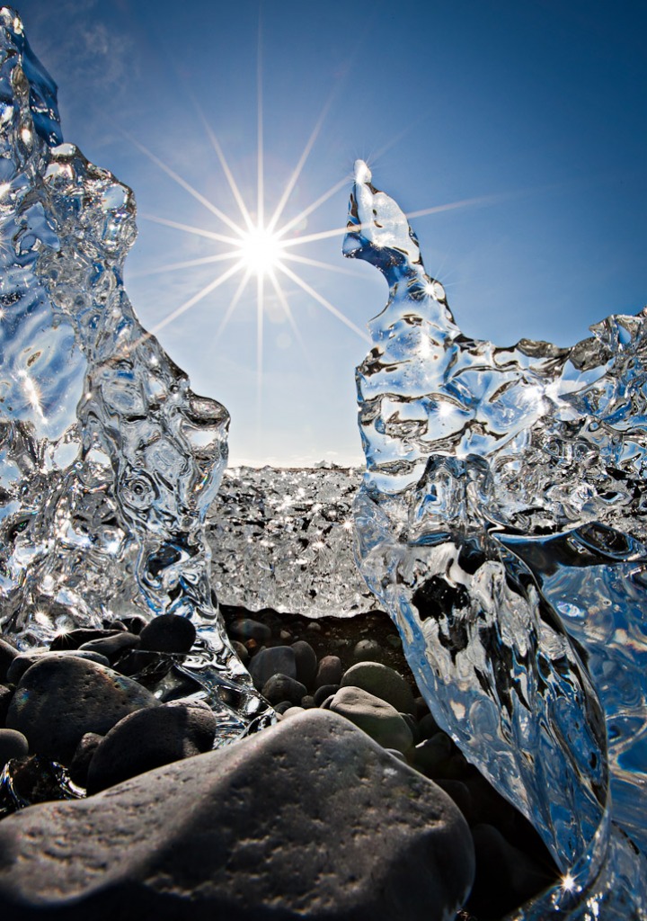 Jökulsárlón Lagoon, Iceland jigsaw puzzle in Macro puzzles on TheJigsawPuzzles.com