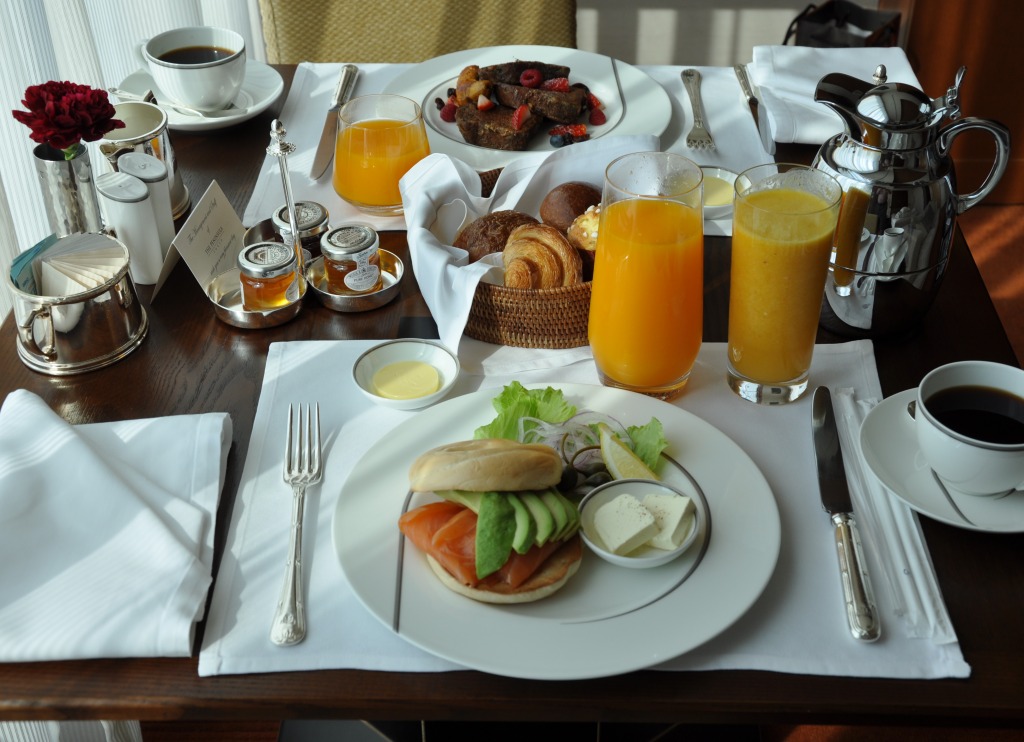 In-room Breakfast jigsaw puzzle in Food & Bakery puzzles on TheJigsawPuzzles.com