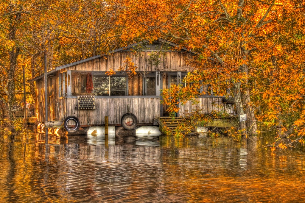 Floating Camp on Ouachita River jigsaw puzzle in Great Sightings puzzles on TheJigsawPuzzles.com