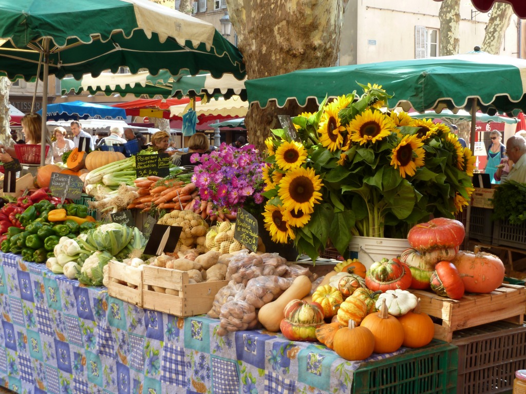 Market Day in Avignon jigsaw puzzle in Fruits & Veggies puzzles on TheJigsawPuzzles.com