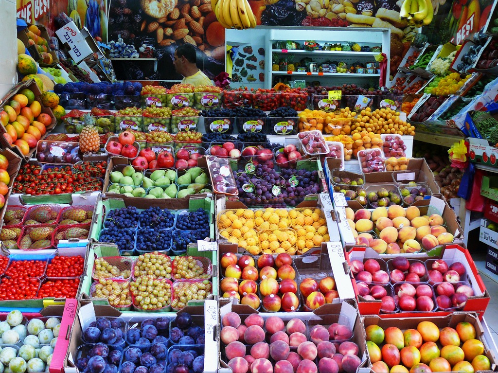 Colors and Vitamins jigsaw puzzle in Fruits & Veggies puzzles on TheJigsawPuzzles.com
