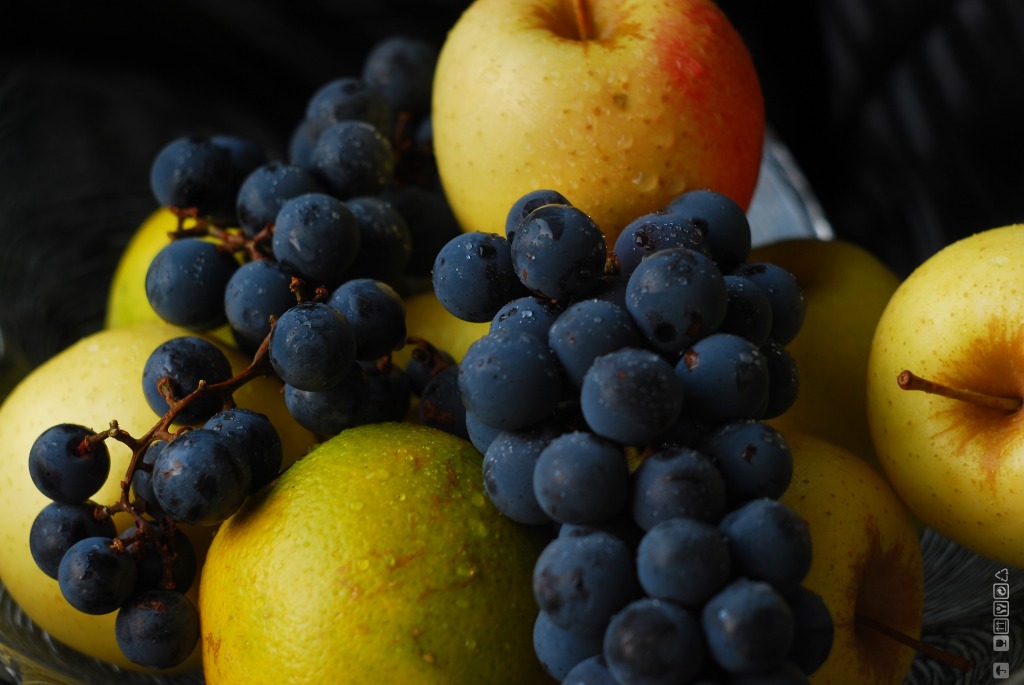 Grapes and Apples - Still Life in Autumn jigsaw puzzle in Fruits & Veggies puzzles on TheJigsawPuzzles.com