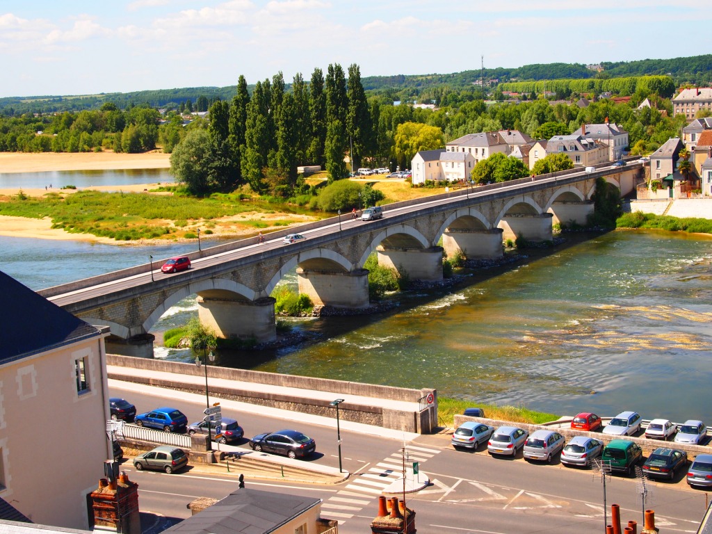 Bridge on the Loire jigsaw puzzle in Bridges puzzles on TheJigsawPuzzles.com