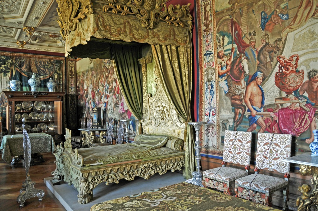 State Bedroom, Frederiksborg Castle jigsaw puzzle in Castles puzzles on TheJigsawPuzzles.com