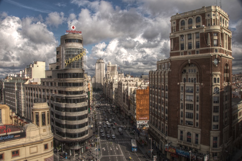 Gran Vía, Madrid jigsaw puzzle in Street View puzzles on TheJigsawPuzzles.com