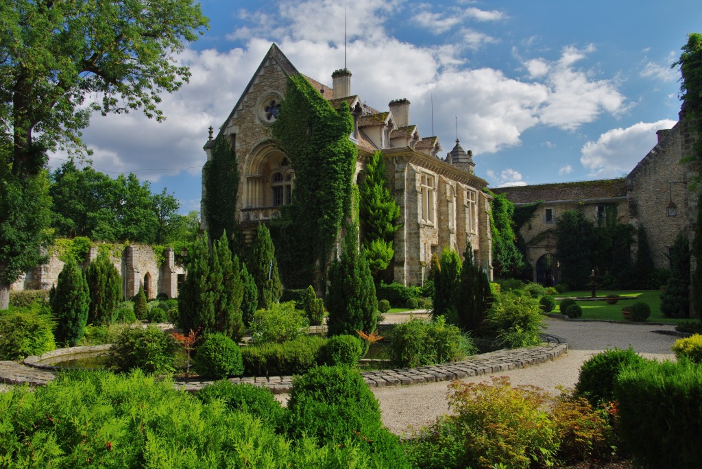 Abbaye des Vaulx de Cernay jigsaw puzzle in Street View puzzles on TheJigsawPuzzles.com