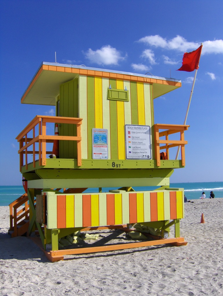 Miami Beach jigsaw puzzle in Puzzle of the Day puzzles on TheJigsawPuzzles.com