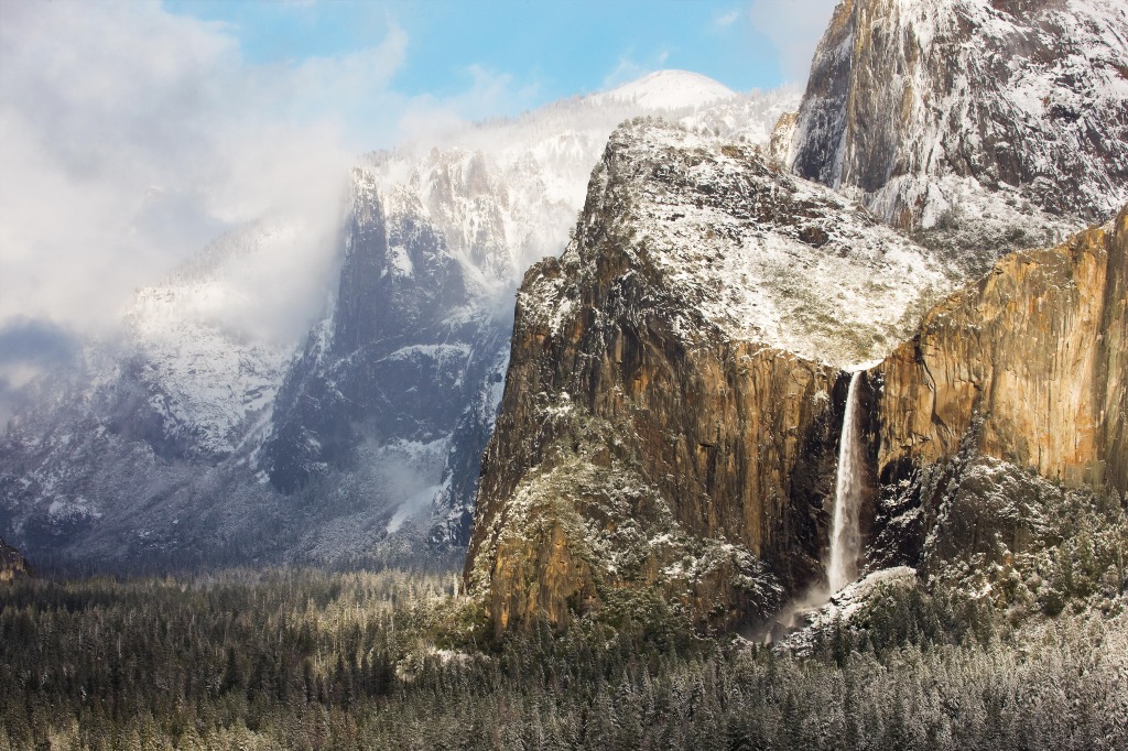 Tunnel View, Yosemite jigsaw puzzle in Waterfalls puzzles on TheJigsawPuzzles.com