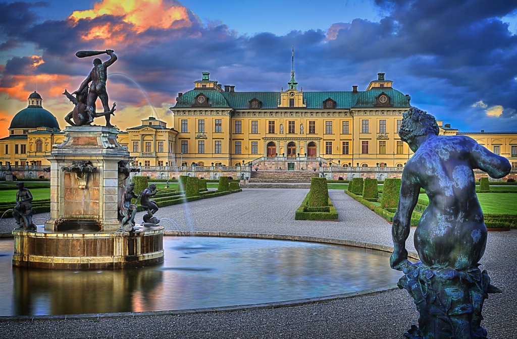 Drottningholm Palace, Sweden jigsaw puzzle in Castles puzzles on TheJigsawPuzzles.com