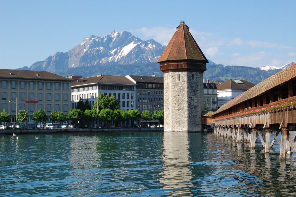 Kapellbrucke in Lucerne jigsaw puzzle in Bridges puzzles on TheJigsawPuzzles.com