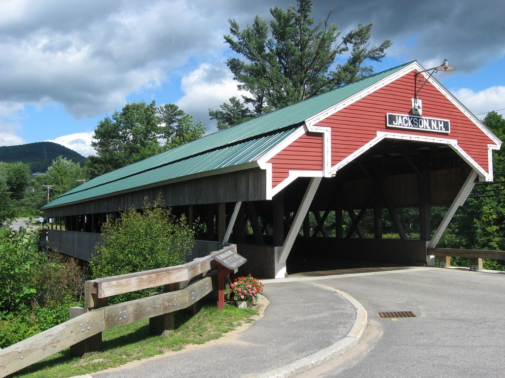 Covered Bridge in Jackson, NH jigsaw puzzle in Bridges puzzles on TheJigsawPuzzles.com