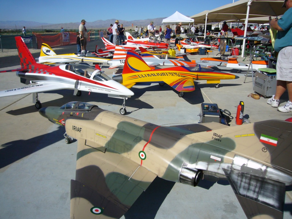 Lots of Planes jigsaw puzzle in Aviation puzzles on TheJigsawPuzzles.com