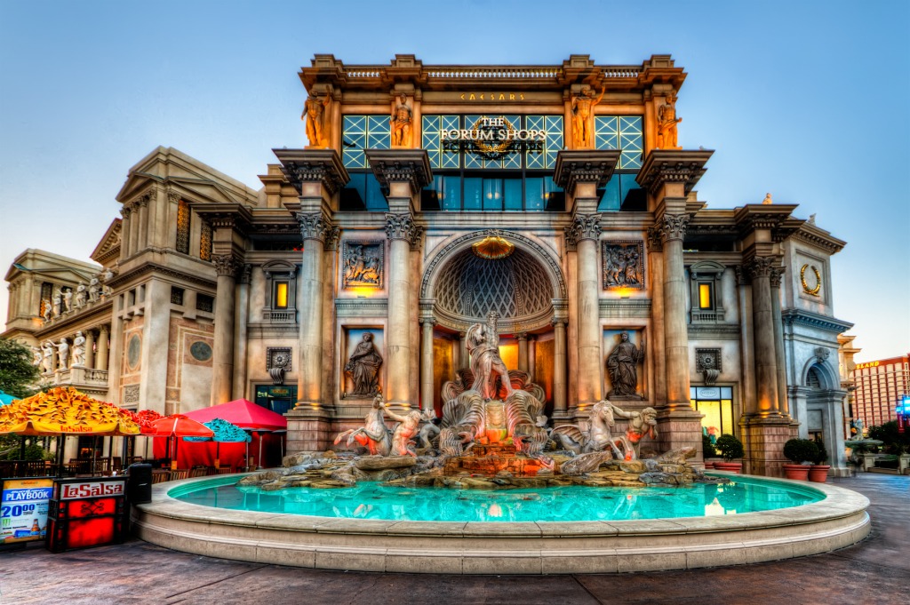 Caesars Palace, Las Vegas jigsaw puzzle in Street View puzzles on TheJigsawPuzzles.com