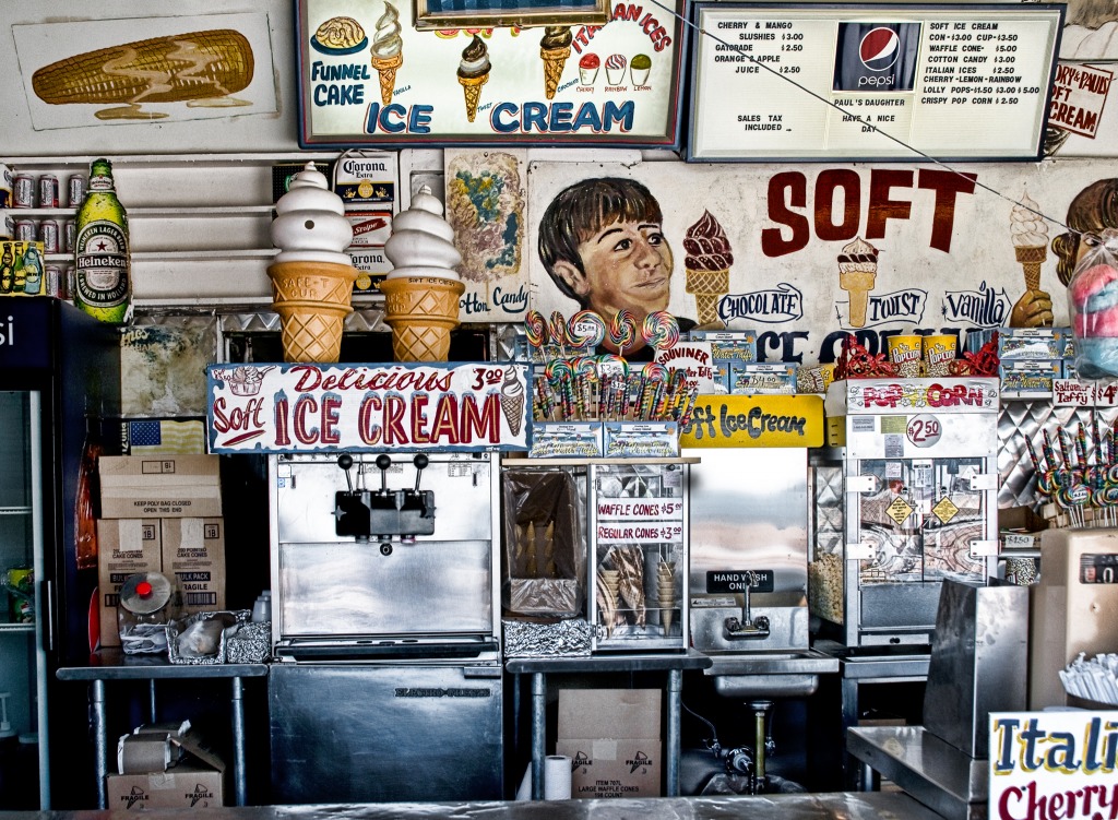 Coney Island Boardwalk Snack Stand jigsaw puzzle in Food & Bakery puzzles on TheJigsawPuzzles.com