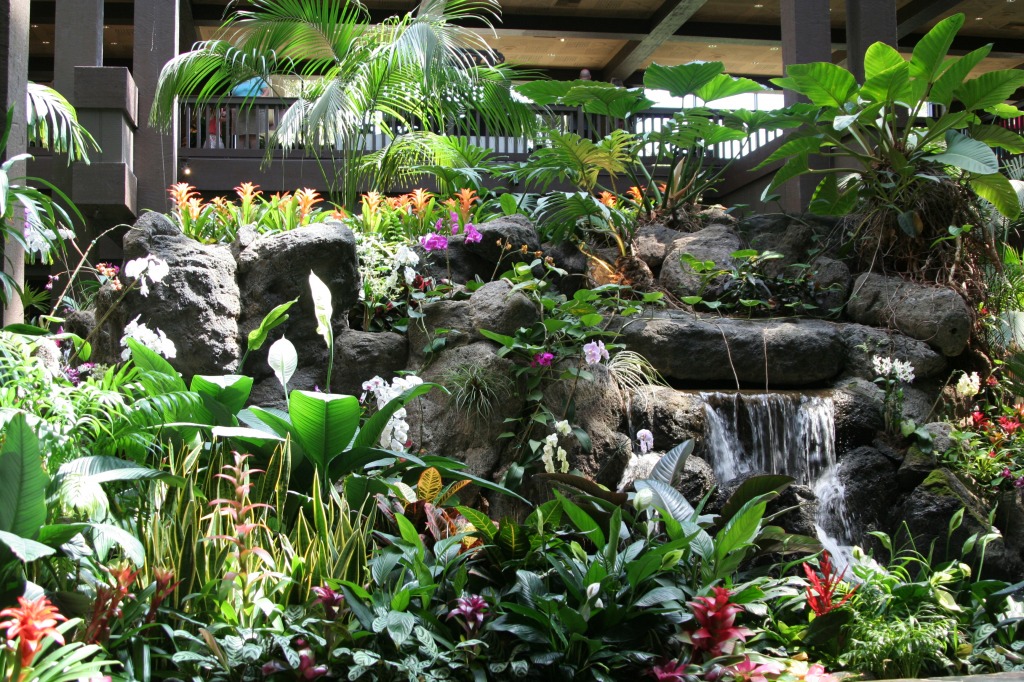 Polynesian Resort Waterfall jigsaw puzzle in Waterfalls puzzles on TheJigsawPuzzles.com