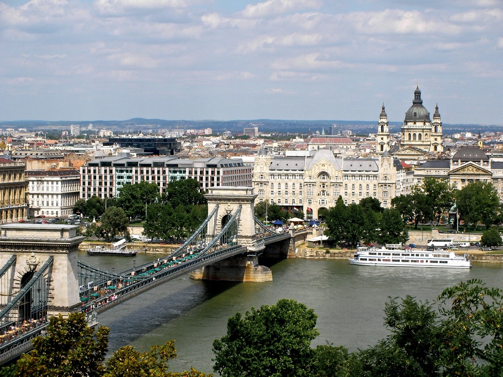 Chain Bridge & Cathedral, Budapest jigsaw puzzle in Bridges puzzles on TheJigsawPuzzles.com