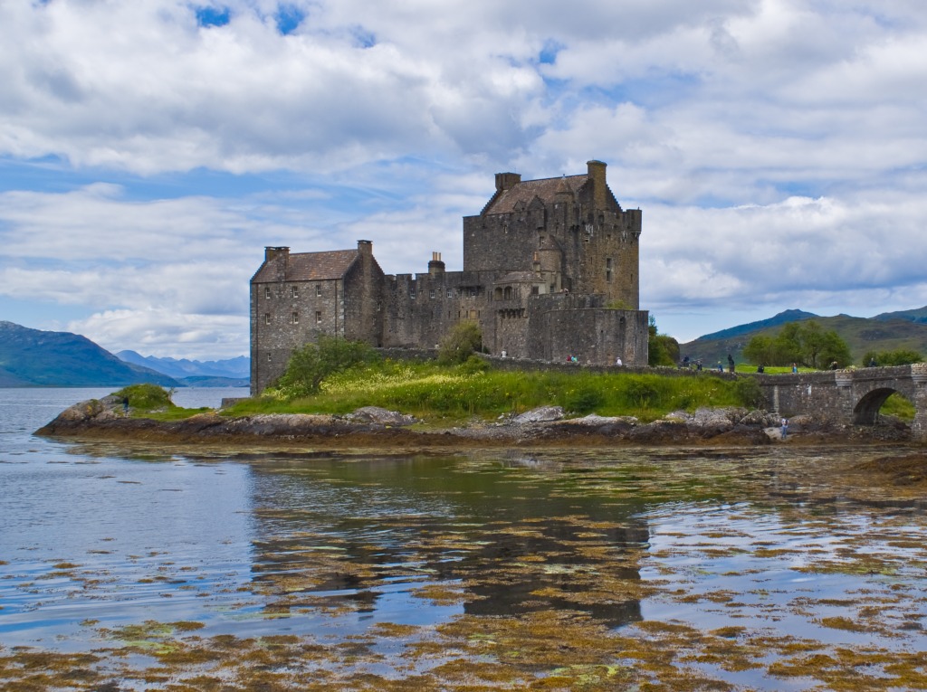 Eilean Donan Castle, Scotland jigsaw puzzle in Castles puzzles on TheJigsawPuzzles.com