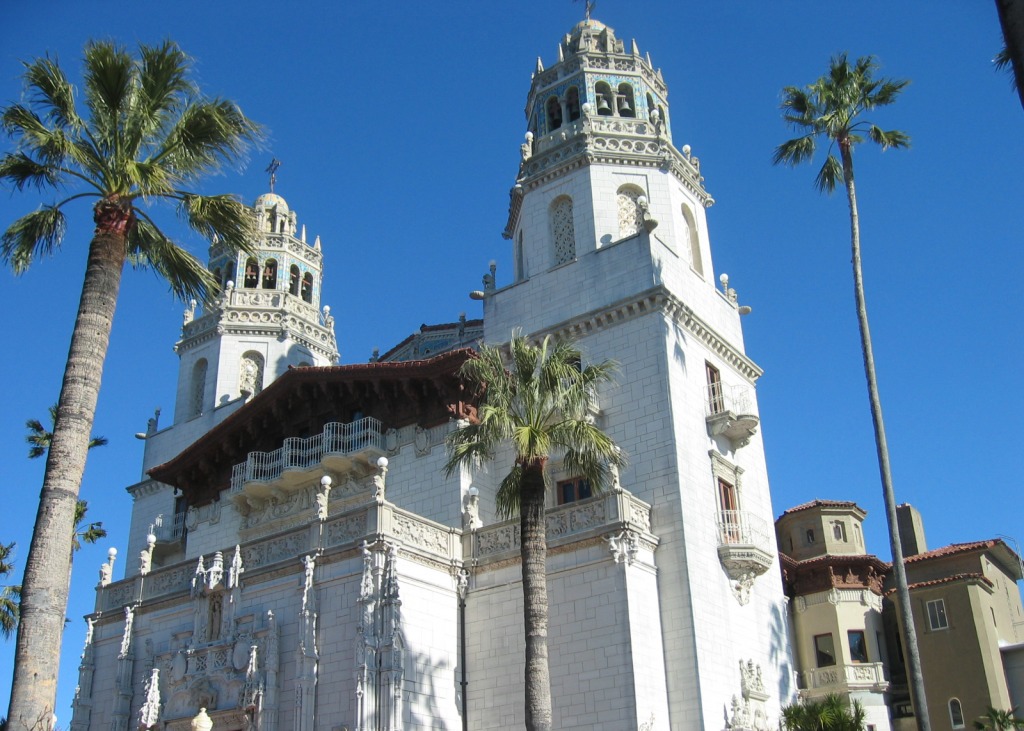 Hearst Castle, California jigsaw puzzle in Castles puzzles on TheJigsawPuzzles.com