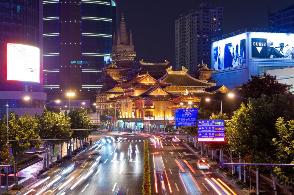 Jing'An Temple, Shanghai, China jigsaw puzzle in Street View puzzles on TheJigsawPuzzles.com