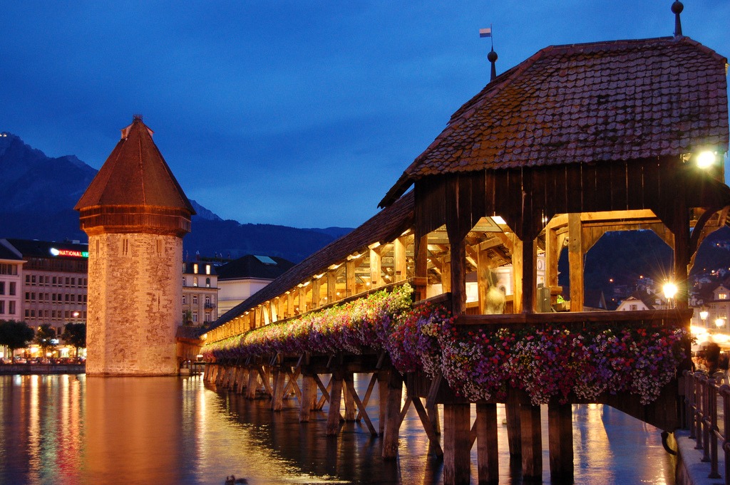 Lucerne Bridge jigsaw puzzle in Bridges puzzles on TheJigsawPuzzles.com