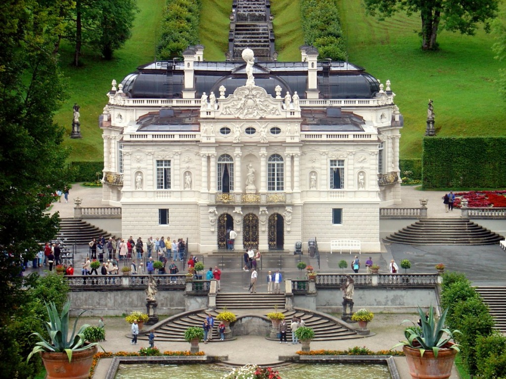 Schloss Linderhof, Bavaria jigsaw puzzle in Castles puzzles on TheJigsawPuzzles.com