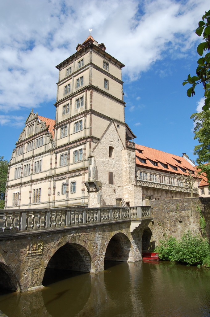 Schloss Brake, Lemgo, Germany jigsaw puzzle in Bridges puzzles on TheJigsawPuzzles.com