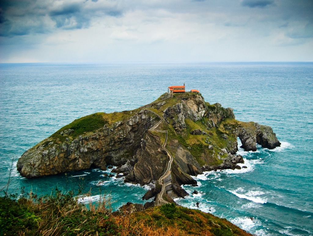 Isla Aketx, Basque Country, Spain jigsaw puzzle in Bridges puzzles on TheJigsawPuzzles.com