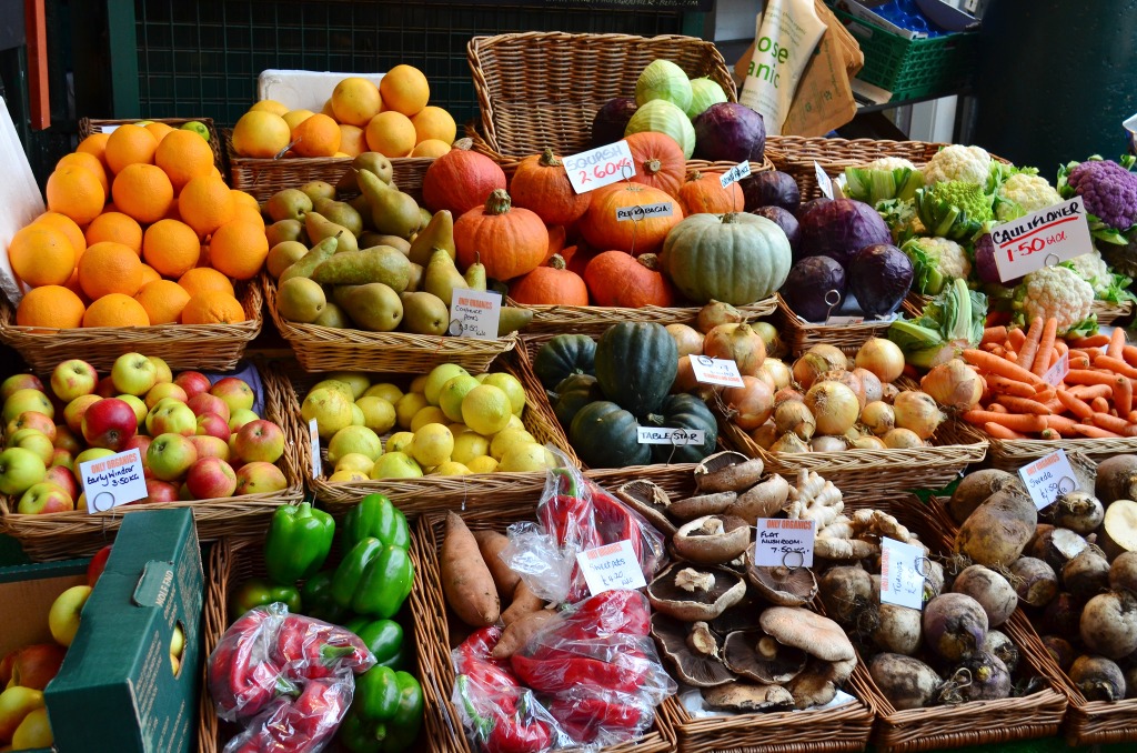 London's Borough Market jigsaw puzzle in Fruits & Veggies puzzles on TheJigsawPuzzles.com