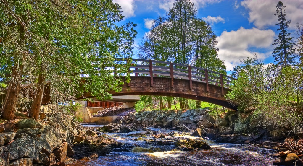 Wisconsin Zen Bridge jigsaw puzzle in Bridges puzzles on TheJigsawPuzzles.com