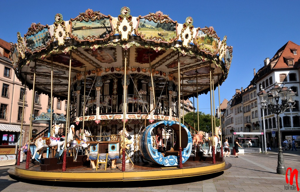 Historic Carousel in Strasbourg, France jigsaw puzzle in Puzzle of the Day puzzles on TheJigsawPuzzles.com