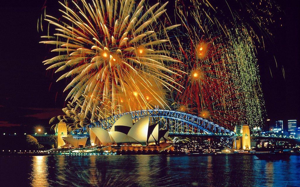 Fireworks over the Sydney Opera House jigsaw puzzle in Puzzle of the Day puzzles on TheJigsawPuzzles.com
