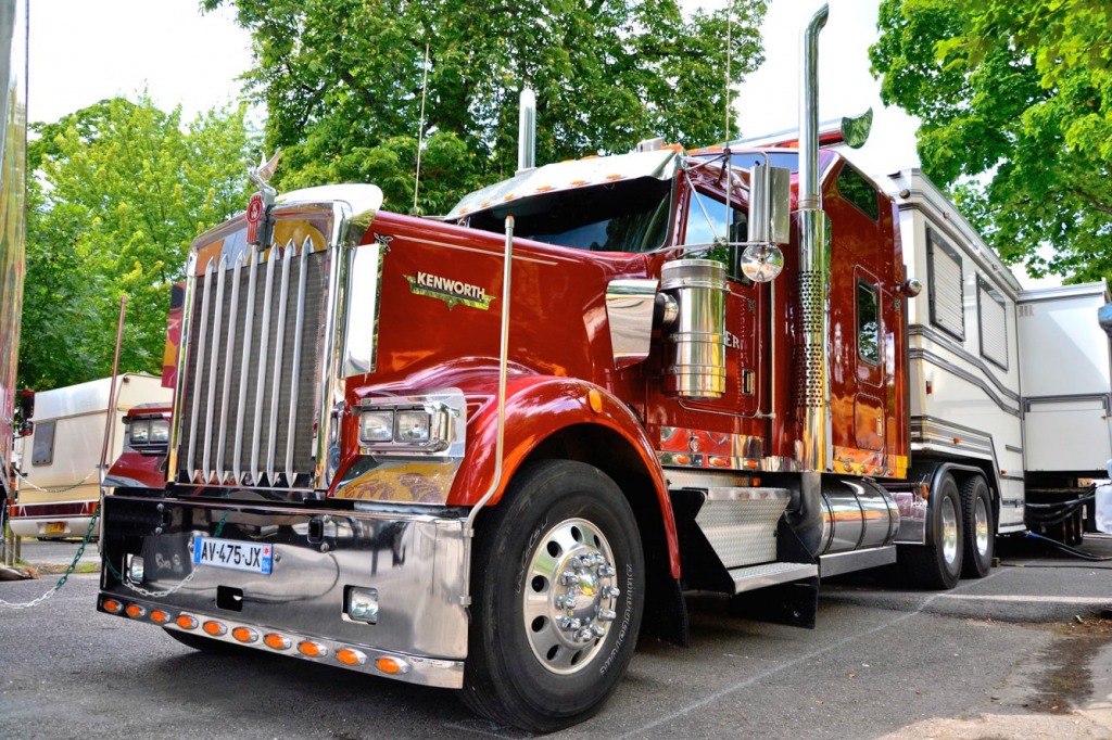 Kenworth W900 Pinder Truck jigsaw puzzle in Cars & Bikes puzzles on TheJigsawPuzzles.com