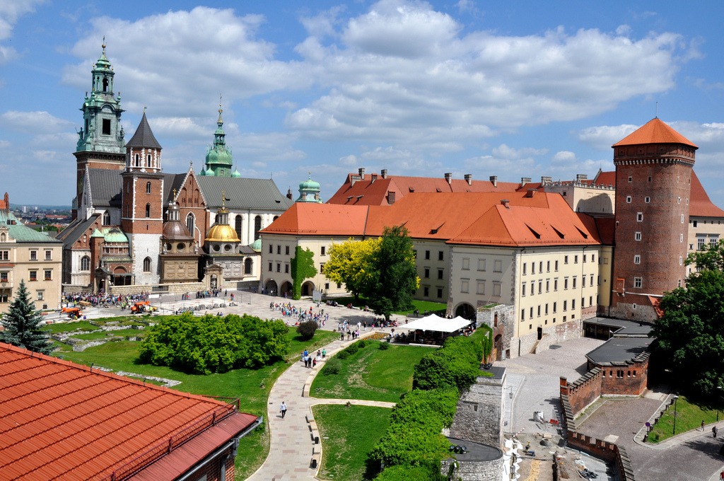 Old Town, Krakow, Poland jigsaw puzzle in Castles puzzles on TheJigsawPuzzles.com