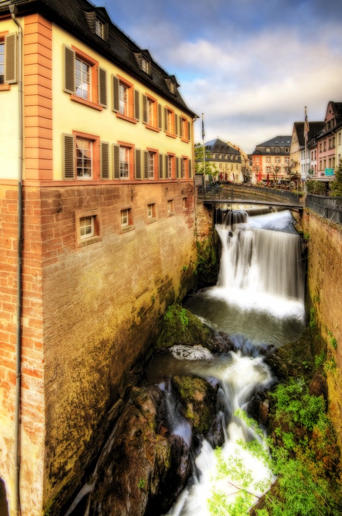 Saarburg jigsaw puzzle in Waterfalls puzzles on TheJigsawPuzzles.com