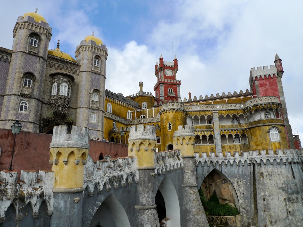 Pena National Palace, Portugal jigsaw puzzle in Castles puzzles on TheJigsawPuzzles.com