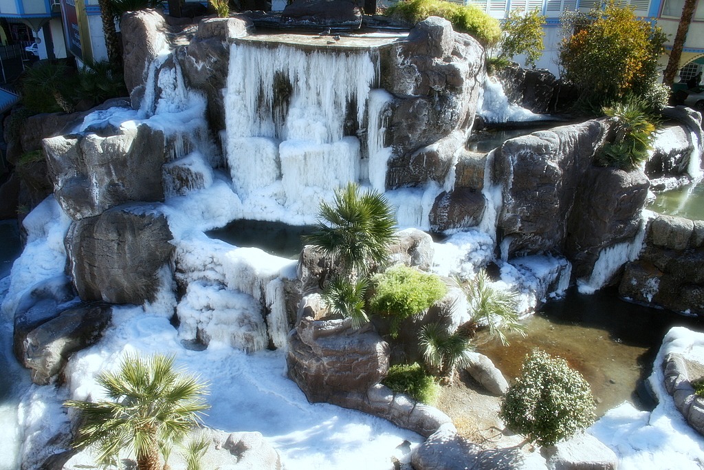 Frozen Over, Las Vegas jigsaw puzzle in Waterfalls puzzles on TheJigsawPuzzles.com